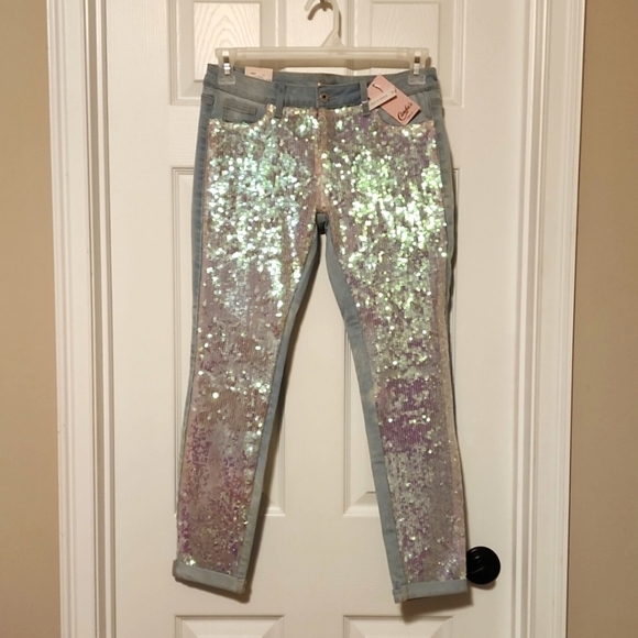 Candie's Denim - 𝅺candies Skinny Light Wash Sequin Jeans, Made to Sparkle, size 7 junior